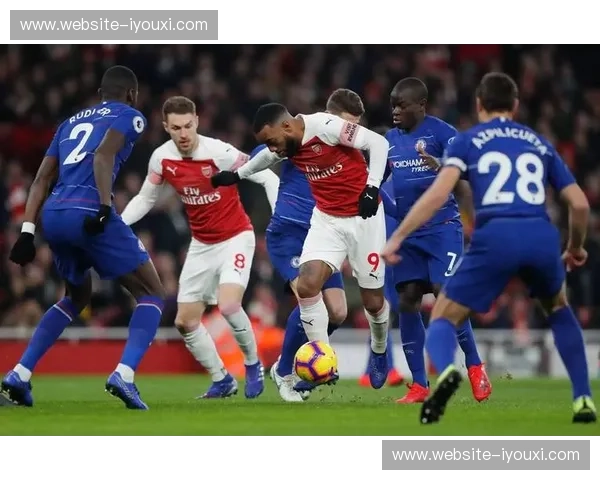 切尔西防线崩塌危机加剧，临时拼凑年轻中卫组合应对枪手